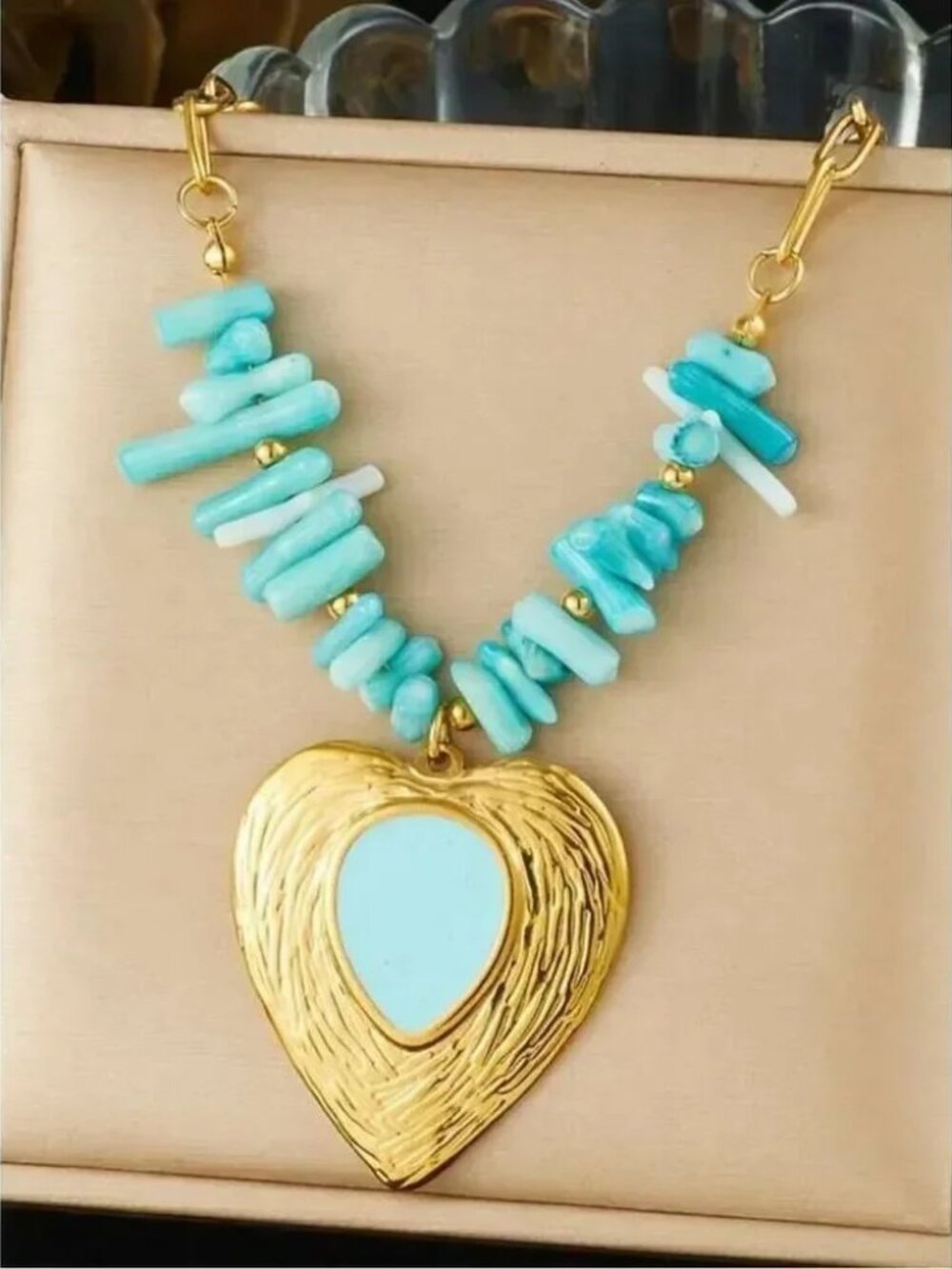 Heart Pendant Necklace Aqua Beads R797